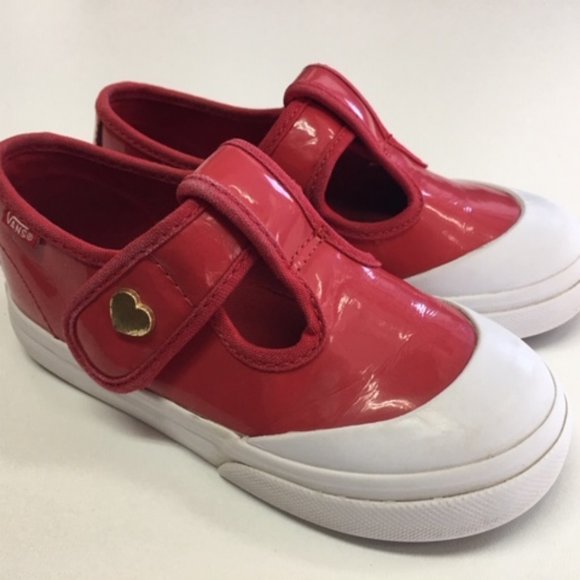 red toddler vans